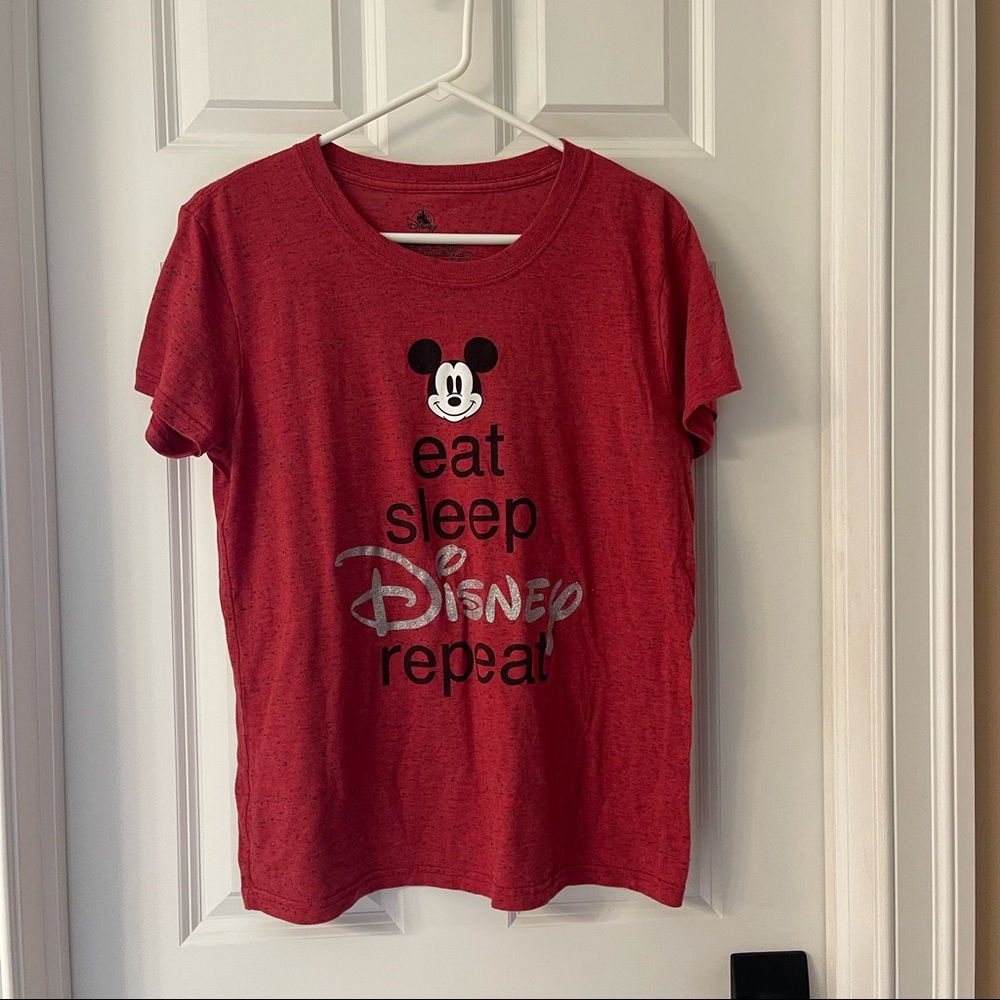 Womens Disney top size large